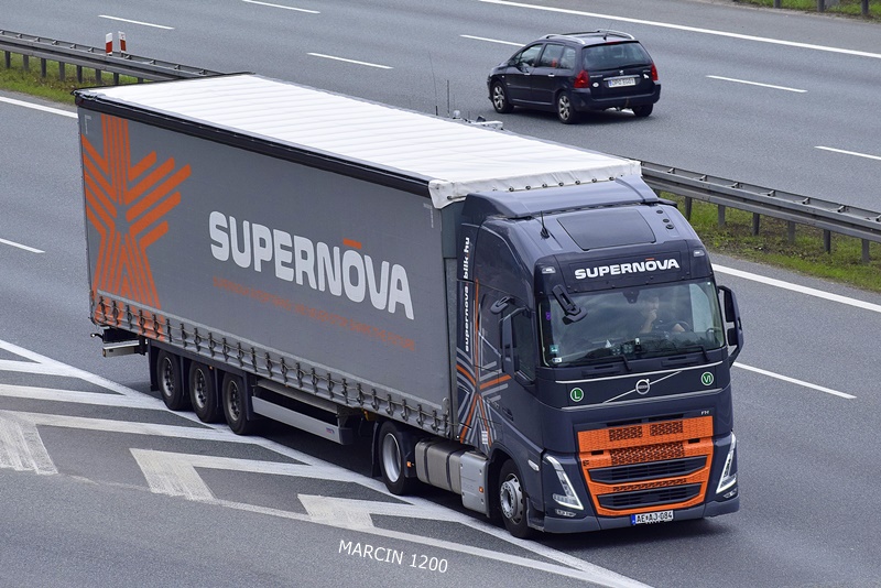 _DSC00011 (359)-crop-SUPERNOVA-VOLVO FHV.JPG
