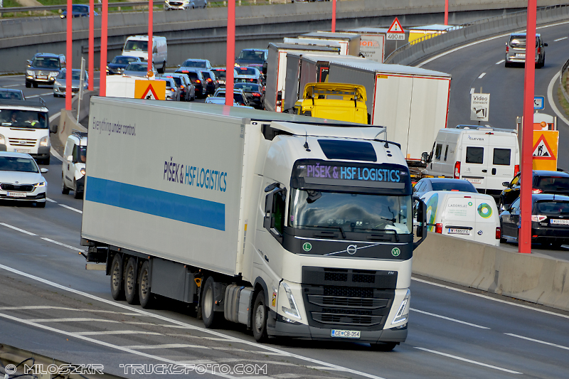Volvo FH5_HSF_3794.JPG