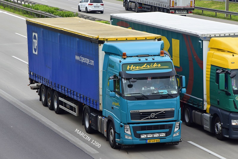 _DSC6254-crop-HENDRIKS-VOLVO FHIII.JPG