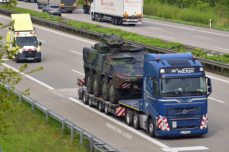 _DSC4412 WOCKEN-crop-VOLVO FHV.JPG