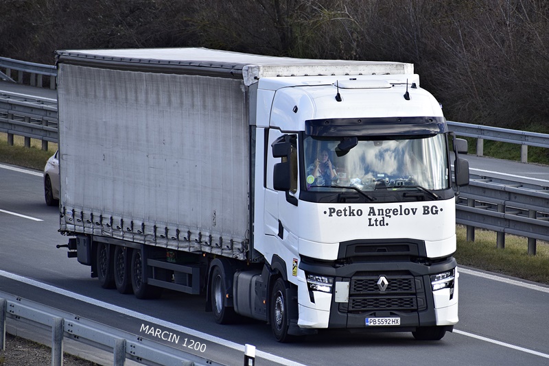 _DSC0508 PETKO ANGELOV BG-crop-RENAULT RANGE-T EVO.JPG