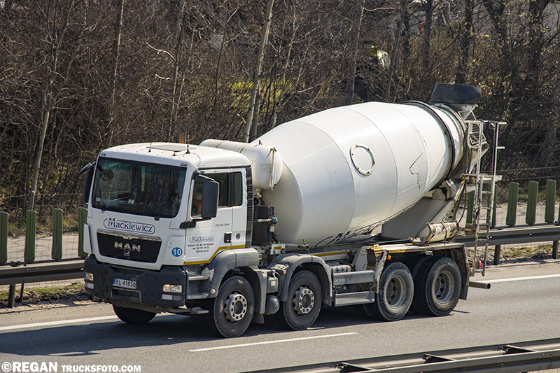 MAN TGS - Mackiewicz.jpg