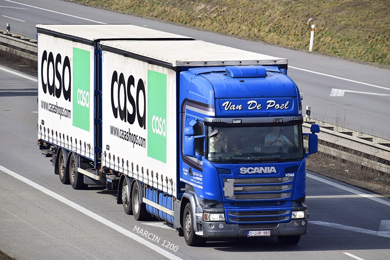 _DSC2645 VAN DE POEL-crop-SCANIA R TOPLINE.JPG