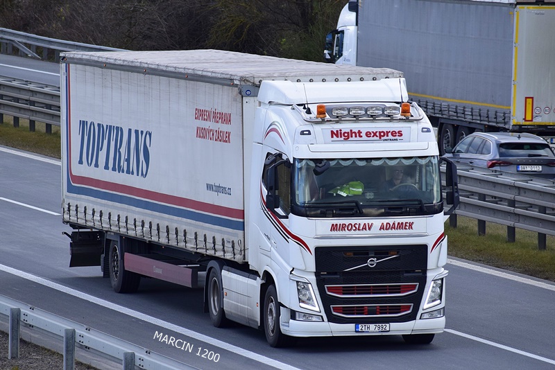 _DSC0674 MIROSLAV ADAMEK-crop-VOLVO FHIV.JPG