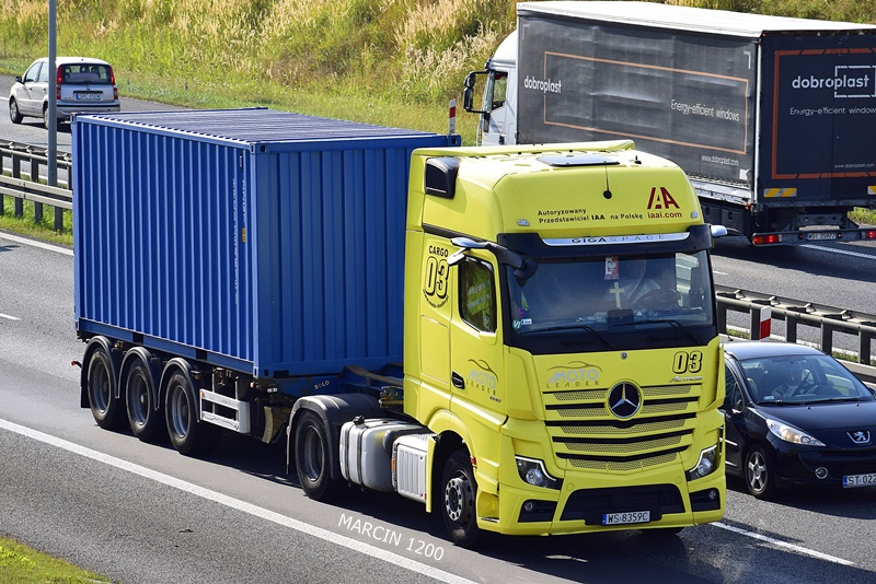 _DSC00011 (1405)-crop-Moto-Leader-ACTROS MP5.JPG