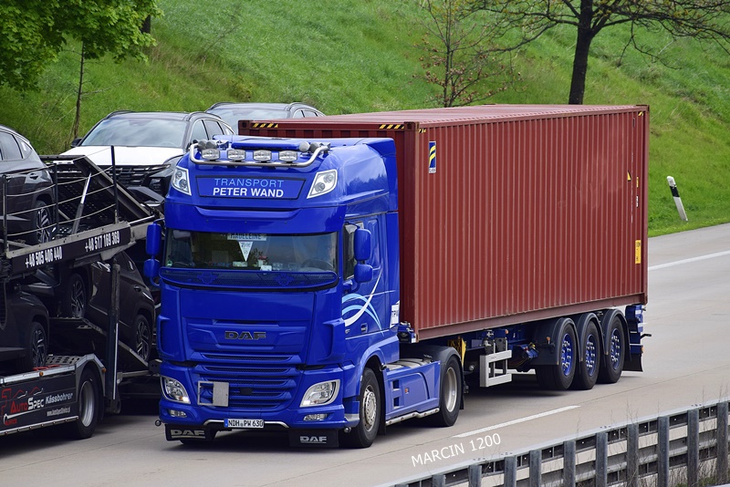 _DSC1379 PETER WAND-crop-DAF XF 106 II.JPG