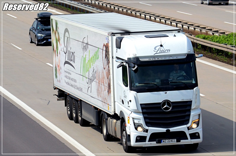 DSC_8831.JPG Luiza.JPG