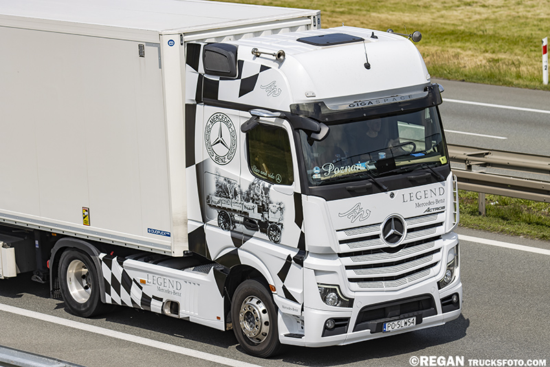 Mercedes-Benz Legend.jpg