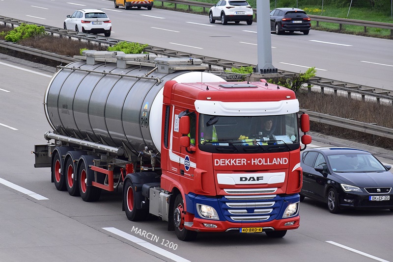 _DSC5318 DEKKER-HOLLAND-crop-DAF XF 106 II.JPG