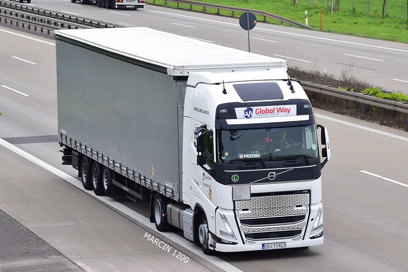 _DSC5542 GLOBAL WAY-crop-VOLVO FHV.JPG