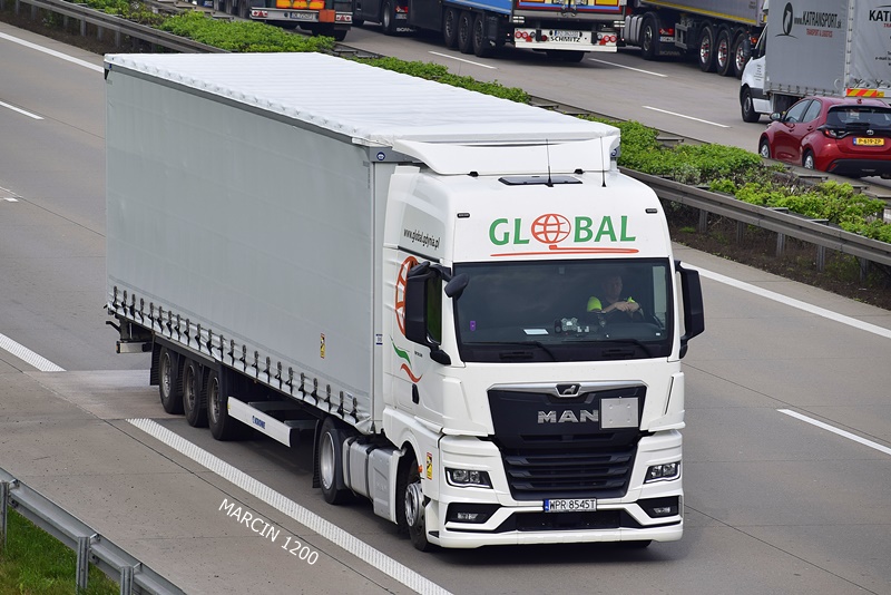 _DSC4317 GLOBAL-crop-MAN TGX II.JPG