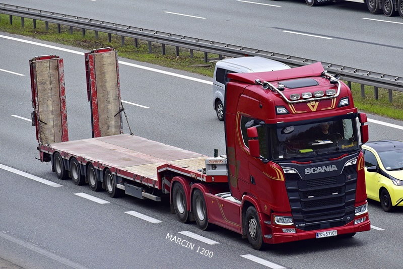 _DSC00011 (393)-crop-SCANIA S580 V8.JPG