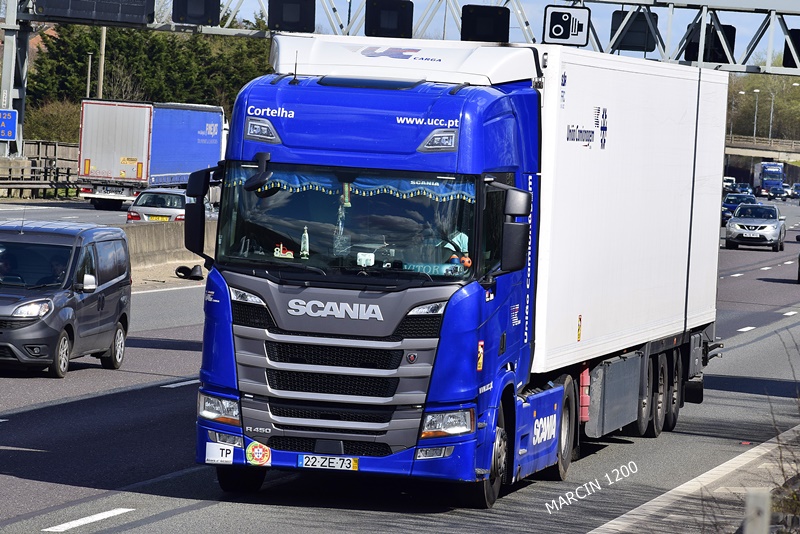 _DSC1059-crop-UCC-SCANIA R450 NG.JPG