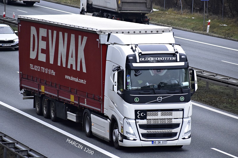 _DSC0906 DEVNAK-crop-VOLVO FHV.JPG