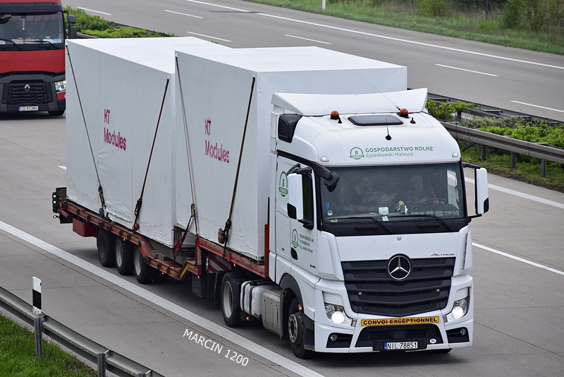 _DSC3875 GOSPODARSTWO ROLNE CYRANOWSKI-crop-ACTROS MPIV.JPG