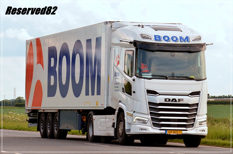 DSC_4048 Boom.JPG