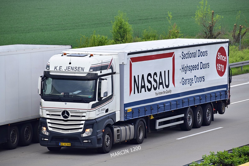 _DSC3913 K.E.JENSEN-crop-ACTROS MPIV.JPG