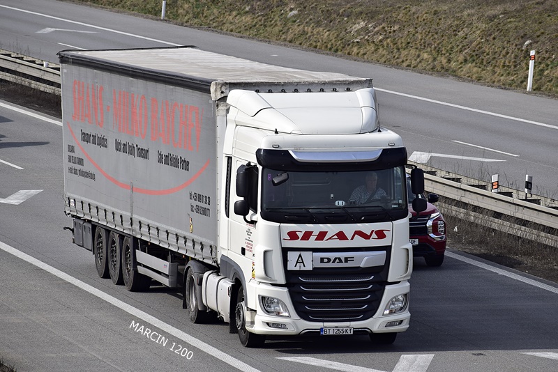 _DSC2709 SHANS-crop-DAF XF 106 II.JPG