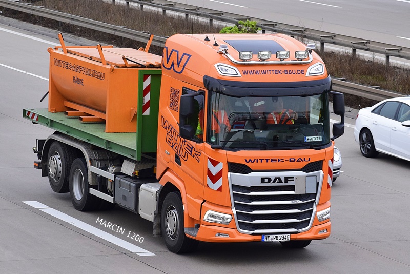 _DSC5332 WITTEK-BAU-crop-DAF XF.JPG