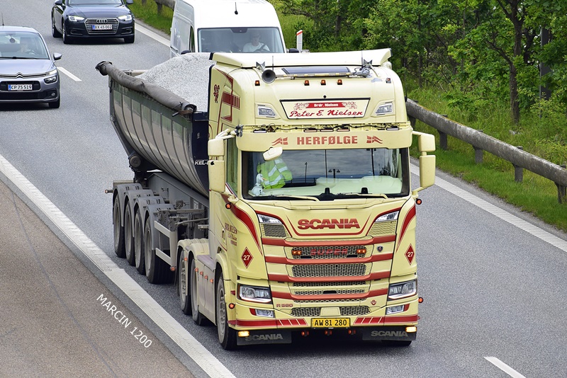 _DSC4893 PETER E.NIELSEN-crop-SCANIA R580 V8.JPG
