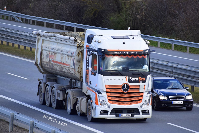 _DSC0654 SPRO SRO-crop-ACTROS MPV.JPG