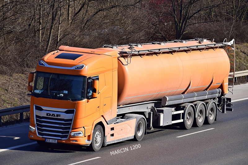 _DSC1609 HTC HOLLAND-crop-DAF XG.JPG