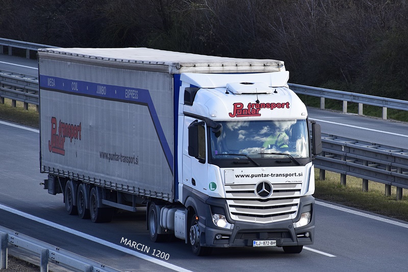 _DSC0456 PUNTAR TRANSPORT-crop-ACTROS MPIV.JPG