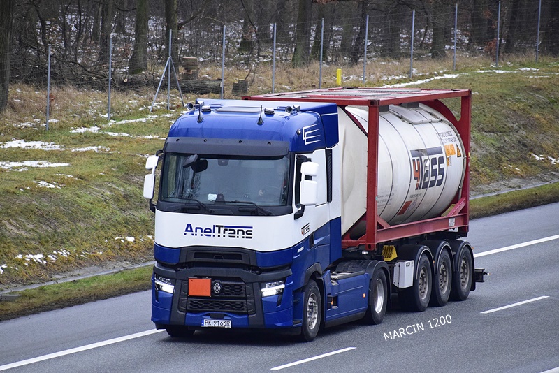 _DSC0925 ANELTRANS-crop-RENAULT RANGE-T EVO.JPG