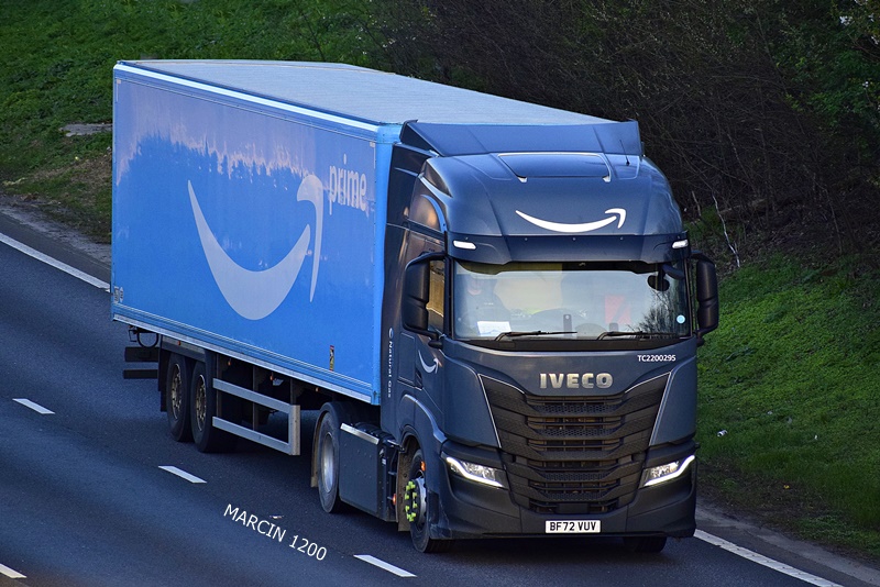 _DSC0011-crop-AMAZON-IVECO S-WAY.JPG