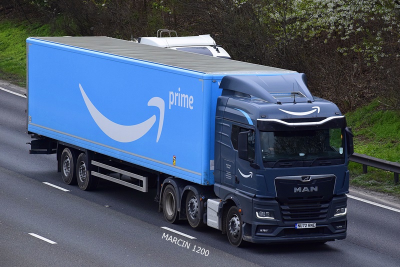 _DSC0048-crop-AMAZON-MAN TGX II.JPG