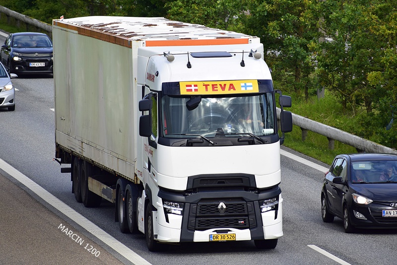 _DSC4334 TEVA-crop-RENAULT RANGE-T EVO.JPG