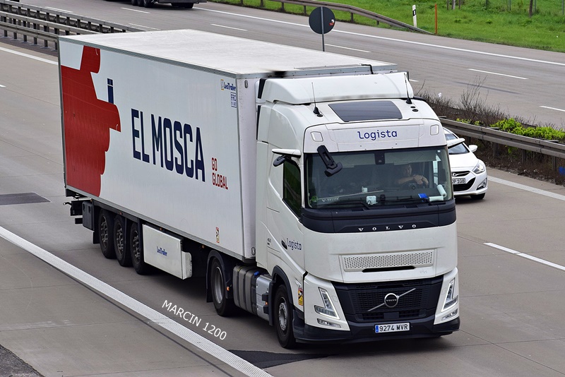 _DSC5538 LOGISTA-crop-VOLVO FH AERO.JPG