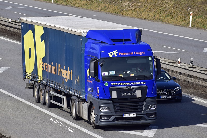 _DSC2378 PF PERENNIAL FREIGHT-crop-MAN TGX II.JPG