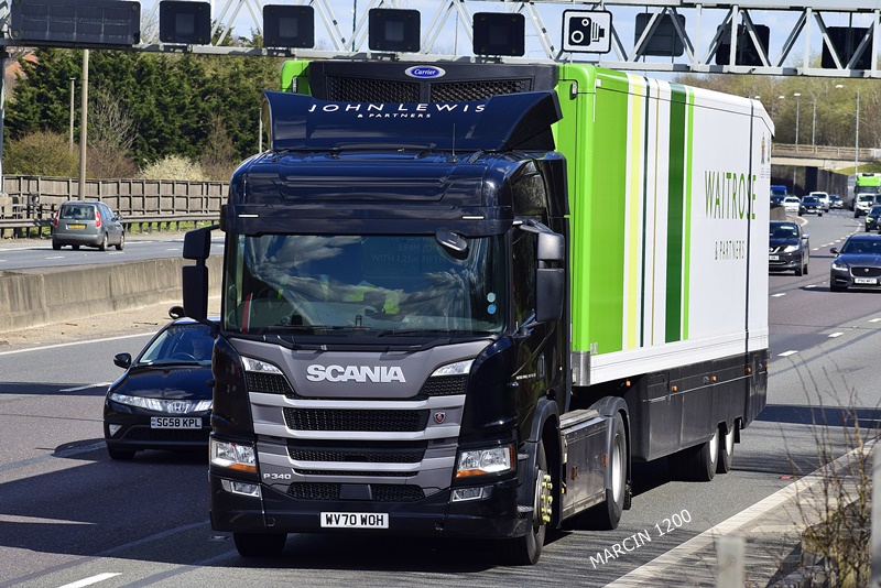 _DSC1063-crop-John Lewis & Partners-SCANIA P340 NG.JPG