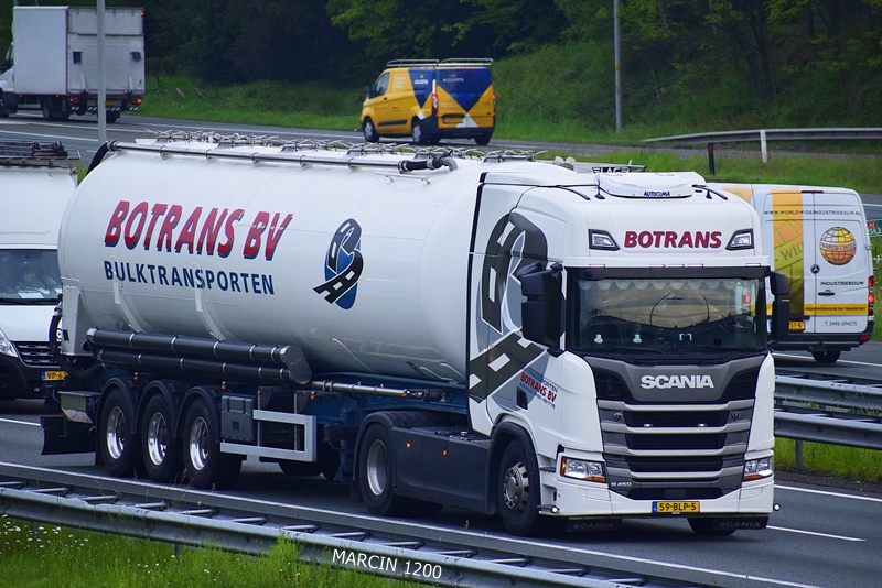 _DSC3592 BOTRANS-crop-SCANIA R450 NG.JPG