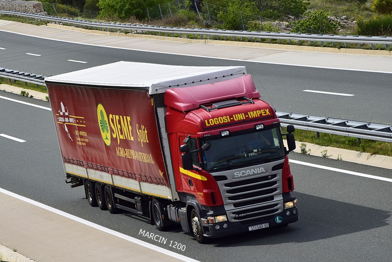 _DSC3649-crop-LOGOSI-UNI-IMPEX-SCANIA RII 420 STREAMLINE.JPG