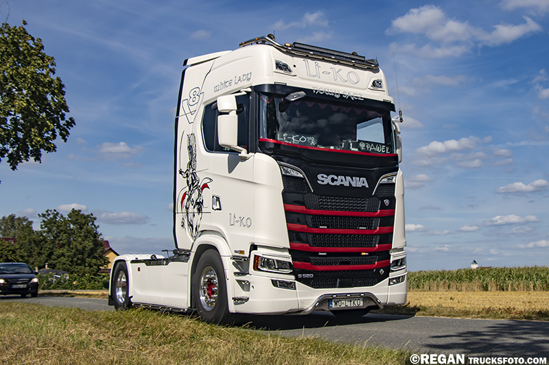 Scania S520 V8 - Li-Ko.jpg