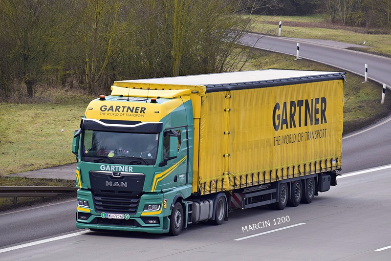 _DSC1335 GARTNER-crop-MAN TGXII.JPG