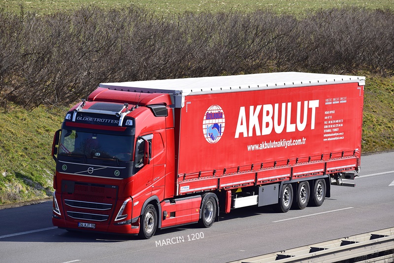 _DSC2332 AKBULUT-crop-VOLVO FHV.JPG