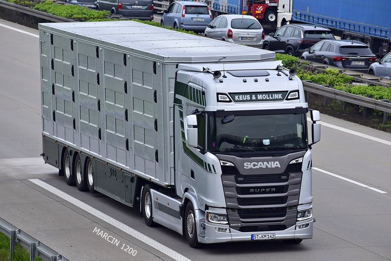 _DSC4273 KEUS&MOLLINK-crop-SCANIA S 560 NG SUPER.JPG