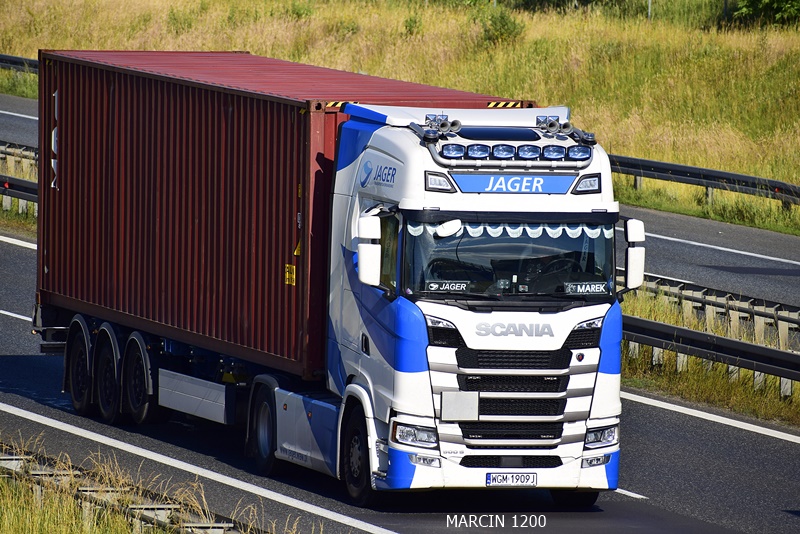 _DSC00011 (1003)-crop-JAGER-SCANIA S500.JPG