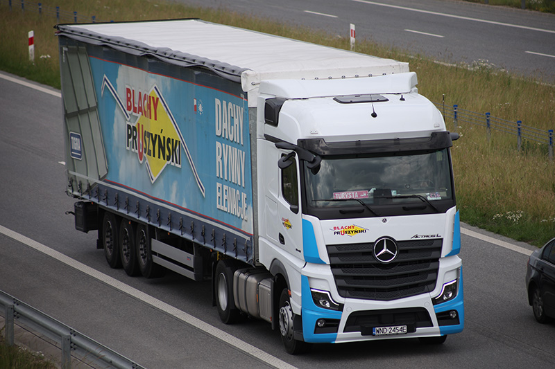 MB Actros Blachy Pruszynski.jpg