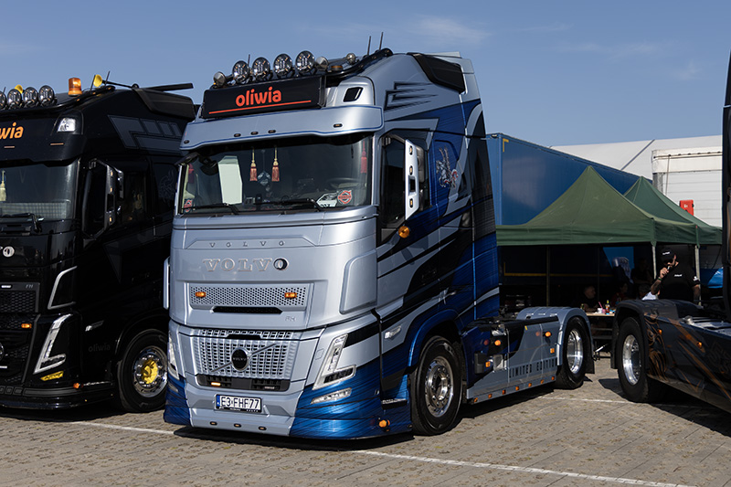 Volvo FH Aero Oliwia.jpg