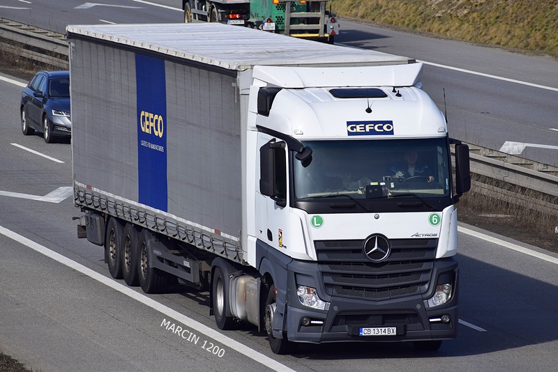 _DSC2236 GEFCO-crop-ACTROS MPIV.JPG