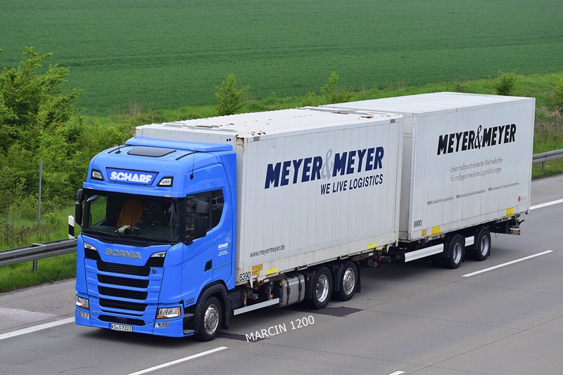 _DSC3976 SCHARF-crop-SCANIA S.JPG