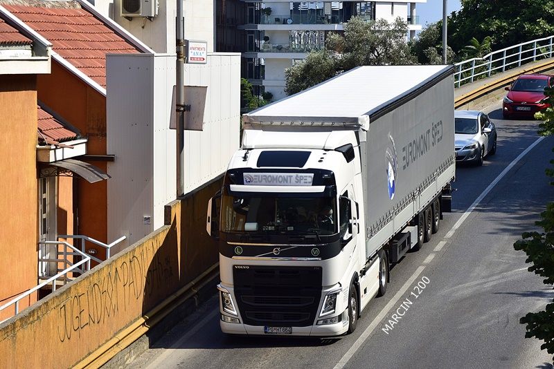 _DSC7086-crop-Euromont Sped-VOLVO FHIV.JPG