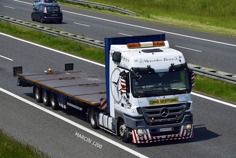 _DSC6644-crop-Dancomir Trans-ACTROS MPIII.JPG