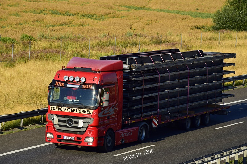 _DSC0579-crop-Inter Trans SRL -ACTROS MPIII.JPG