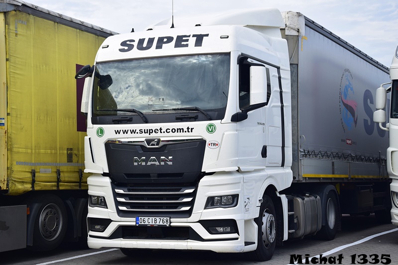 _DSC6871 SUPET MAN TGX 18.470.JPG