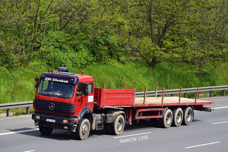 _DSC7169-crop-ZRI CHROBOK-MERCEDES SK.JPG